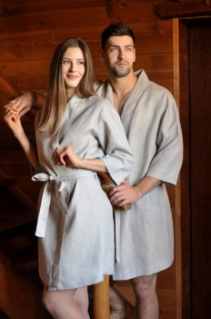 Комплект банних халатів для чоловіка та жінки з натурального льону